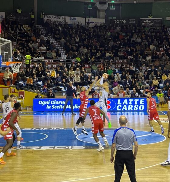 Alibegovic a canestro contro Rimini