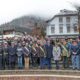 Foto di gruppo in piazza Unità d'Italia a Tarvisio