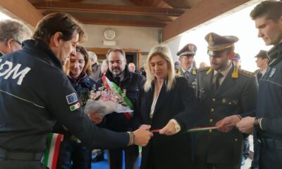 L'assessore regionale a Infrastrutture e territorio Cristina Amirante al taglio del nastro della nuova palazzina uffici della dogana di Pontebba