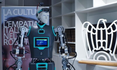 Robee, primo robot umanoide certificato per il lavoro