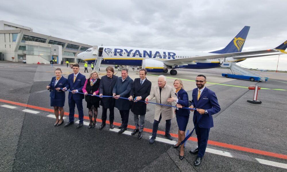 Taglio del nastro per la nuova base Ryanair a Trieste