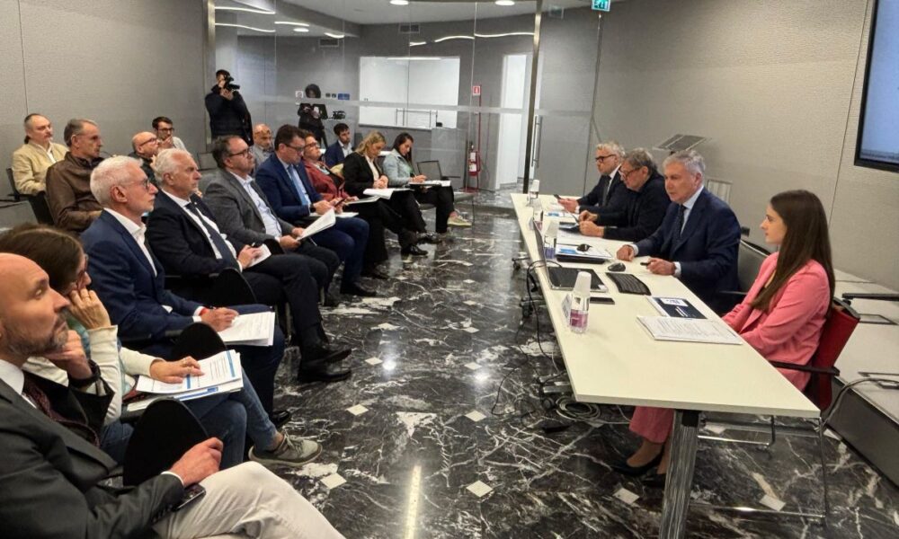 La presentazione dell'Osservatorio sull'economia regionale