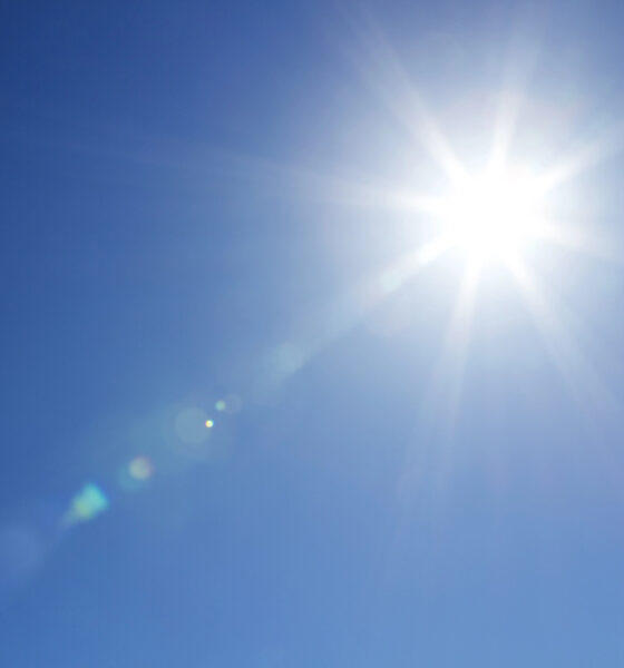 i raggi UV, sono radiazioni elettromagnetiche emesse dal sole