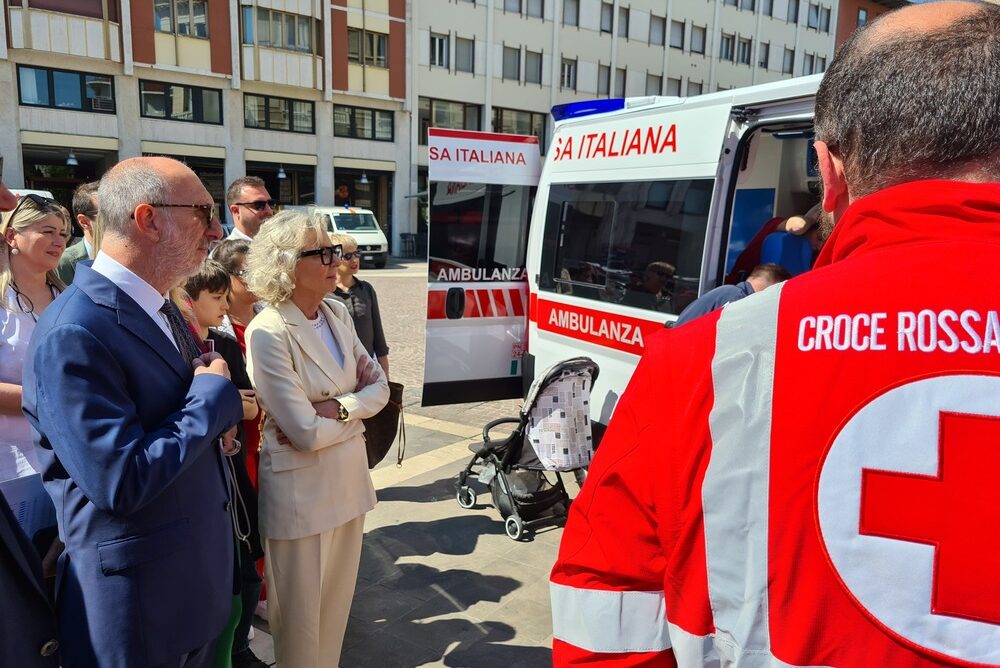 L'assessore Riccardo Riccardi visita la "cittadella della Cri" del Comitato di Pordenone che celebra i 110 anni di fondazione