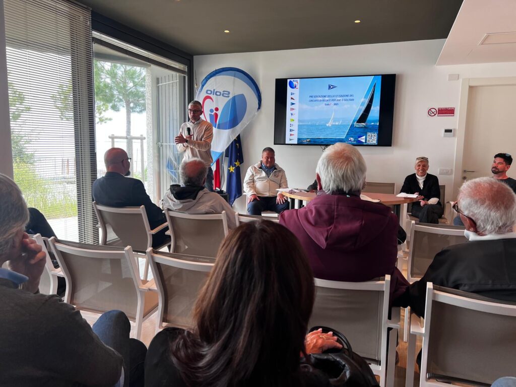 L'assessore Roberti interviene alla presentazione del circuito Solo2 a Sistiana