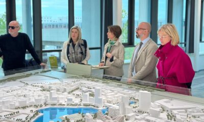 L'assessore regionale Cristina Amirante impegnata in uno dei confronti con amministratori e progettisti di edilizia residenziale pubblica a Vienna