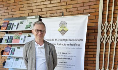L'assessore regionale Stefano Zannier in visita all'Emprapa, Centro di ricerca sulla viticoltura nel Rio Grande do Sul in Brasile