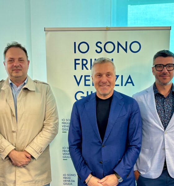 L'assessore regionale alle Attività produttive e Turismo Sergio Emidio Bini (al centro), assieme ad alcuni rappresentanti istituzionali del territorio del Collio - Turismo Collio