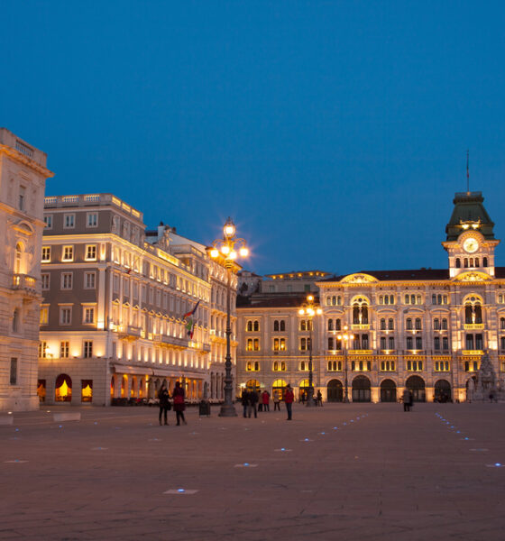 Restyling infopoint a Trieste vicino a Piazza Unità d'Italia