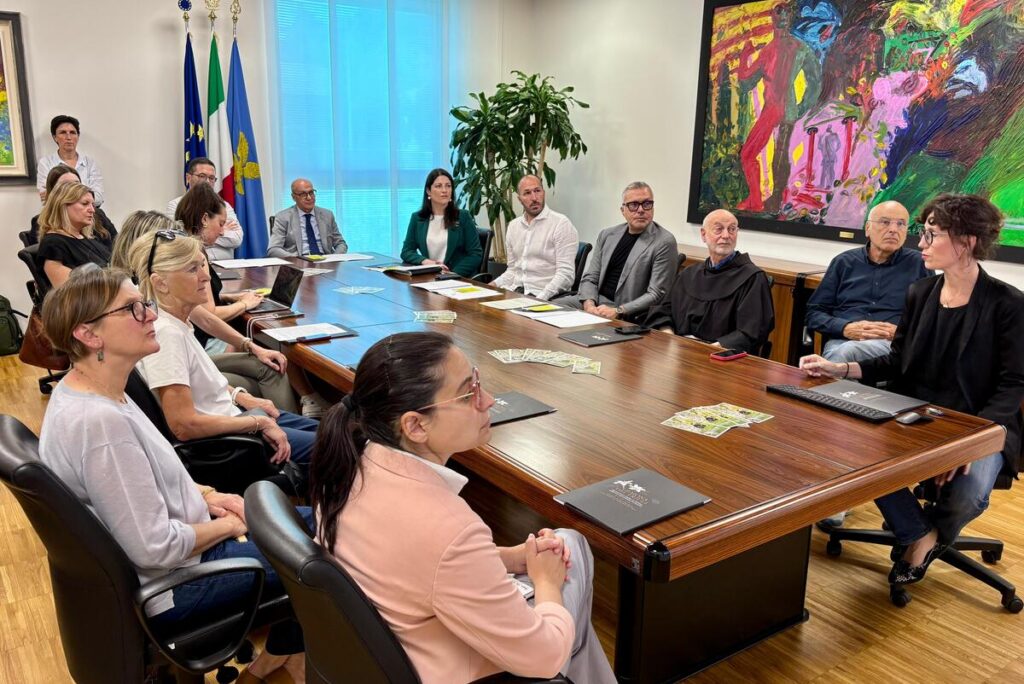 I partecipanti alla conferenza stampa di presentazione del cammino di S. Antonio avvenuta a Udine nella sede della Regione
