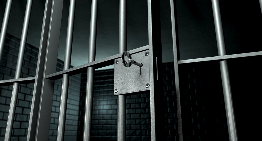 Porta aperta di una cella del carcere