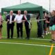 Il taglio del nastro all'inaugurazione del nuovo campo sportivo