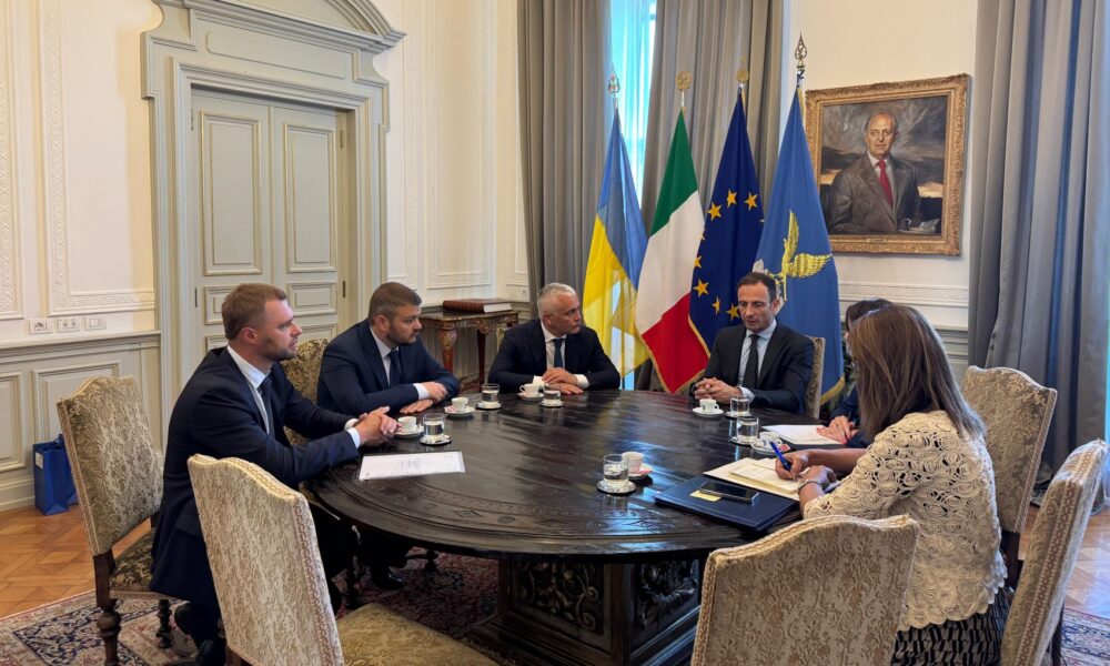 La delegazione della Regione di Odessa durante l'incontro con il governatore Fedriga