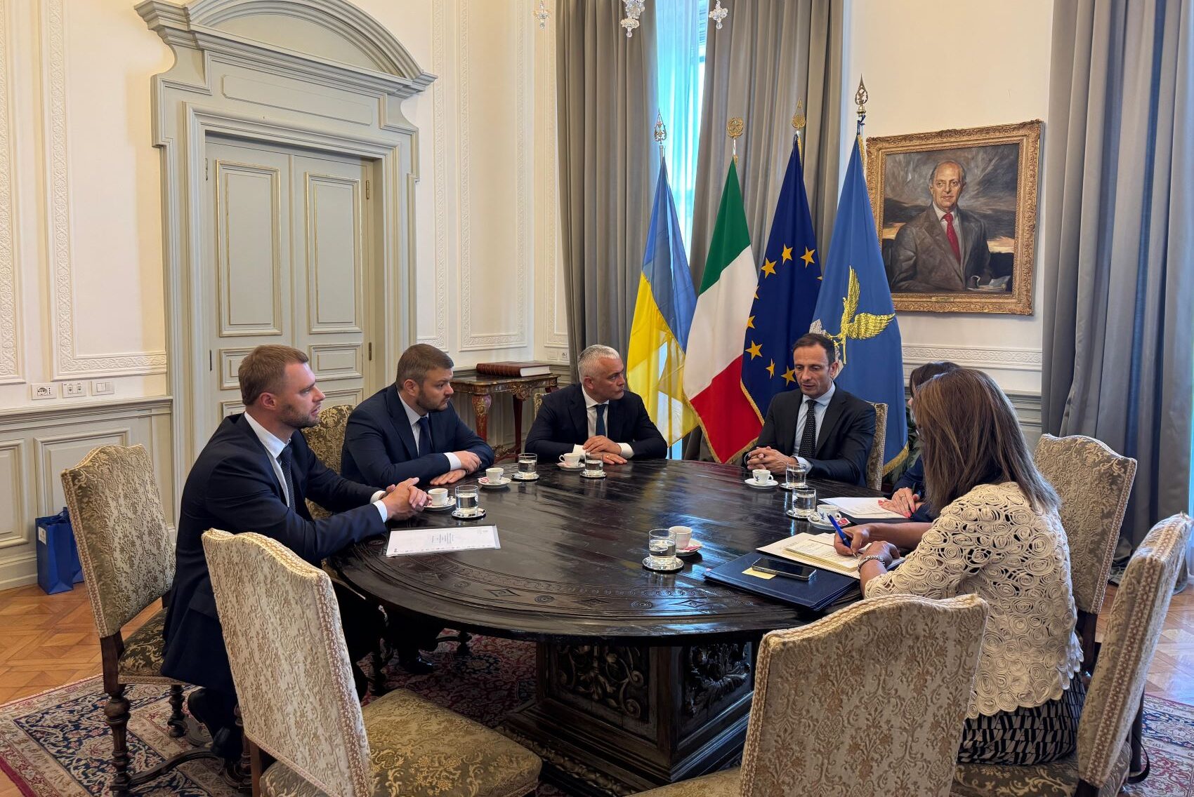 La delegazione della Regione di Odessa durante l'incontro con il governatore Fedriga