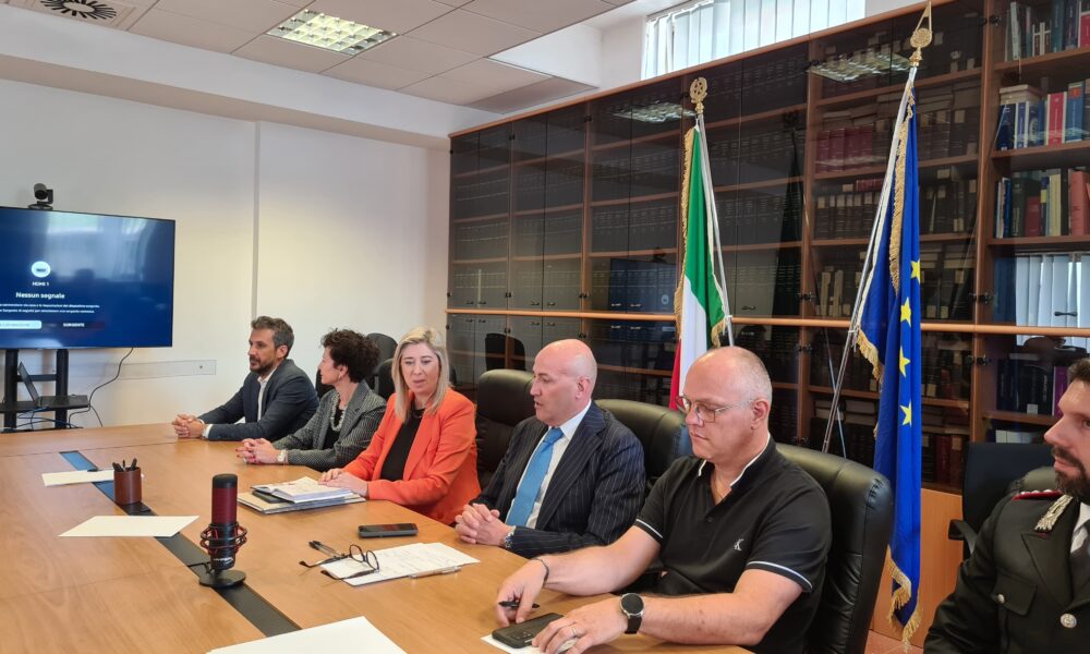 L'assessore Cristina Amirante al tavolo di confornto sulla viabilità in Prefettura a Pordenone