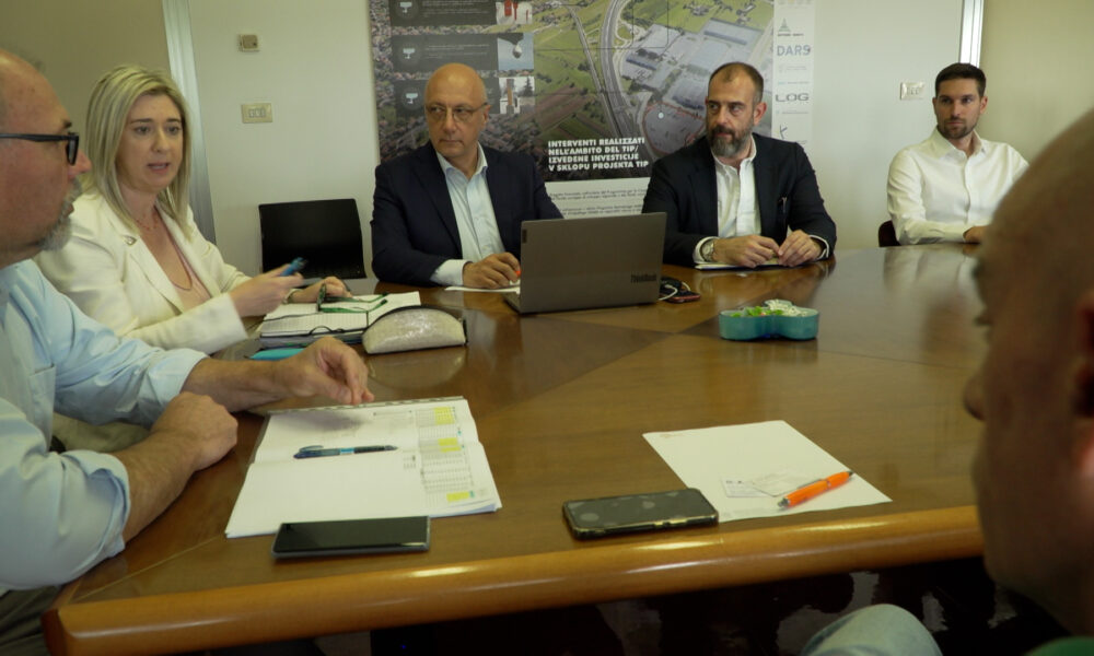 Un momento della riunione svoltasi nell'Interporto di Gorizia sul tema dell'H4