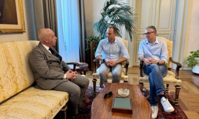 Il governatore Fedriga (al centro), l'assessore Roberti (a destra ) e il questore de Lorenzo (a sinistra).