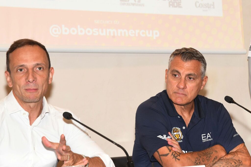 Il governatore Massimiliano Fedriga e Christian Vieri alla presentazione dell'evento