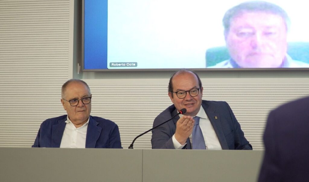 Il vicegovernatore Mario Anzil (a destra) e il sindaco di Palmanova Giuseppe Tellini alla presentazione di Palma alle Armi 1809 l'Assedio