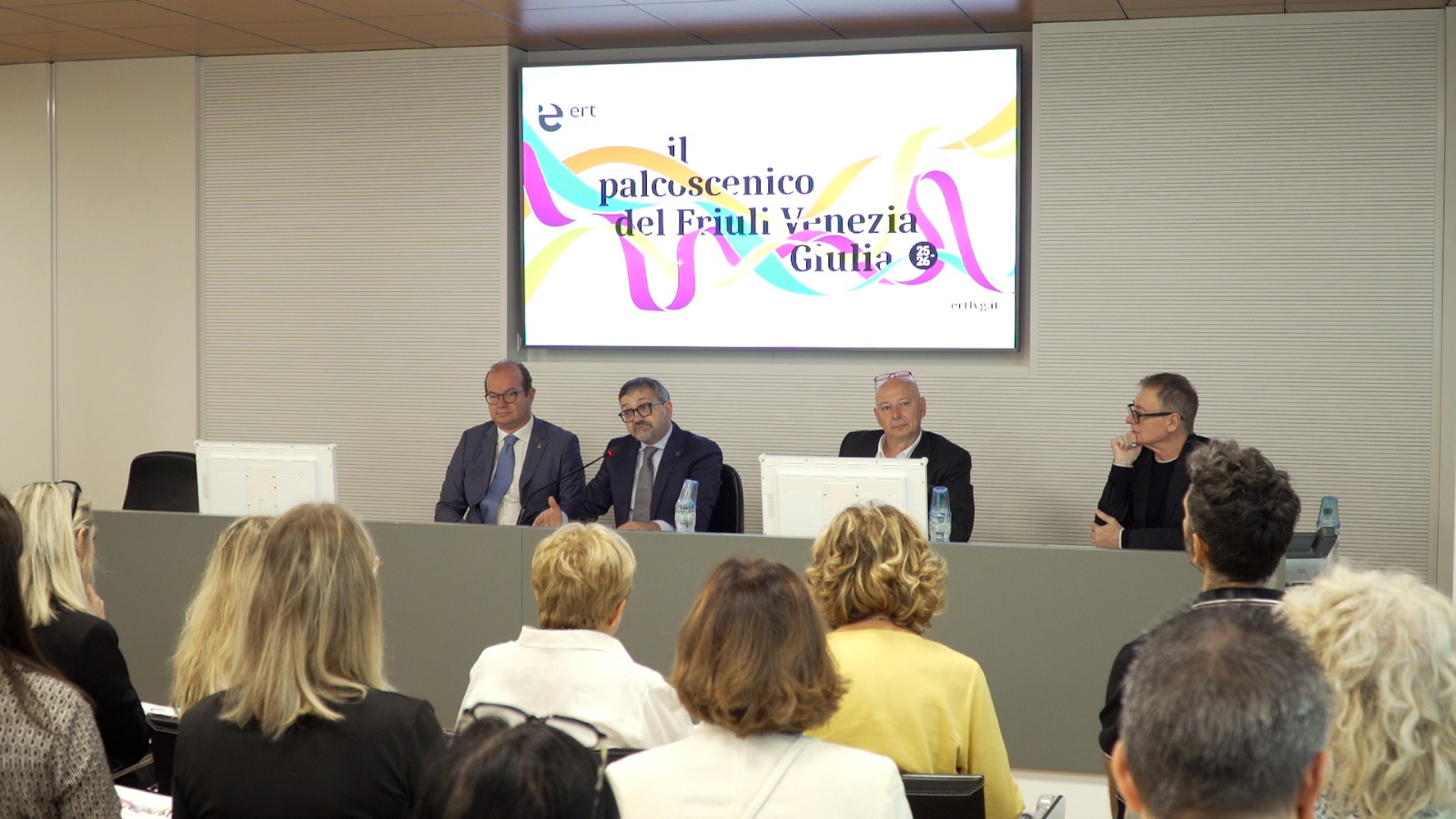 La presentazione della stagione teatrale 2025/2026 dell'Ert