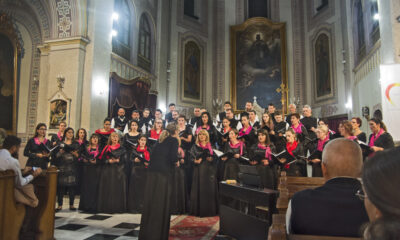 Complesso corale in chiesa