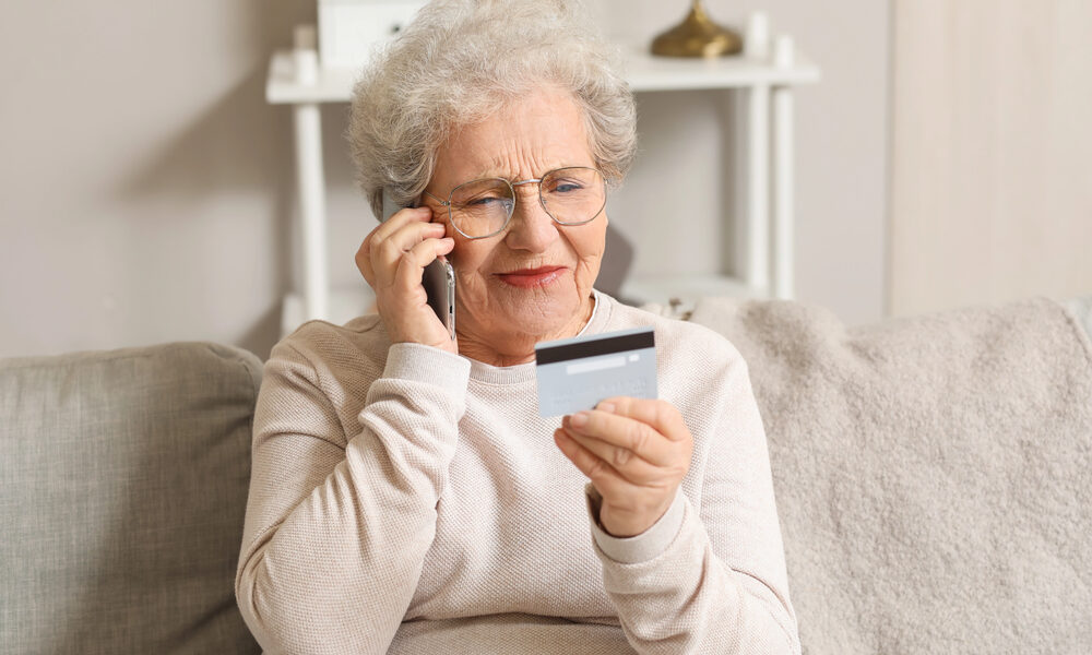 Donna anziana vittima di truffa telefonica