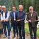 Il taglio del nastro per la fine dei lavori di ristrutturazione della casa "Bearzi" in località Pierabech a Forni Avoltri