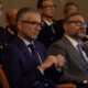 L'assessore regionale PIerpoaolo Roberti durante la sottoscrizione del progetto