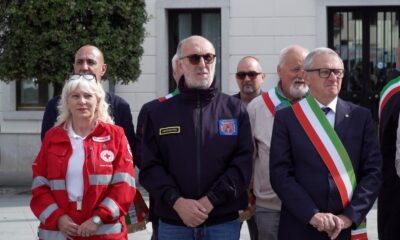 L'assessore regionale Riccardo Riccardi (al centro)