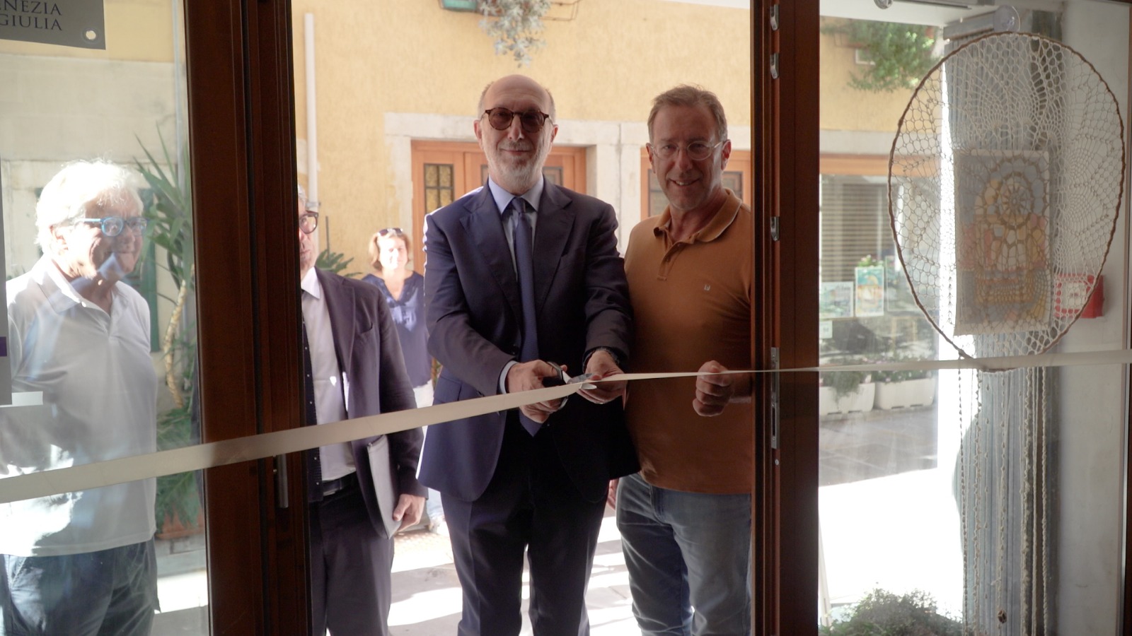 L'inaugurazione del primo sportello regionale per i caregiver a Muggia
