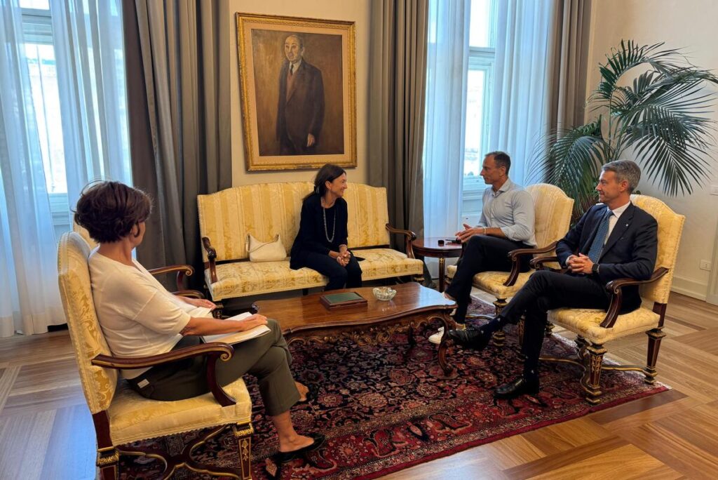 L'incontro tra il governatore Fedriga e la rettrice dell'Università di Trieste Vianelli alla presenza dell'assessore regionale all'Università Alessia Rosolen
