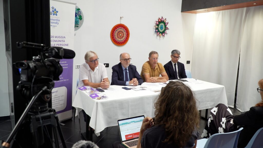 Una fase della conferenza stampa nella sede della Pro loco di Muggia