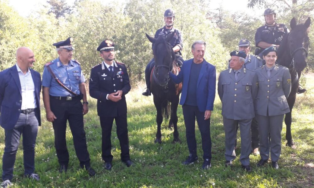 La presentazione della sperimentazione di vigilanza ambientale a cavallo sul Carso triestino
