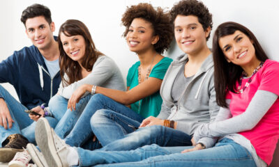 Gruppo di giovani