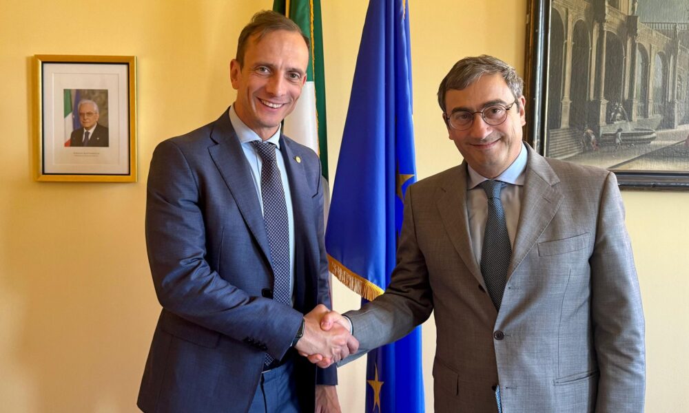 Il governatore Massimiliano Fedriga con l'ambasciatore d'Italia a Washington Marco Peronaci