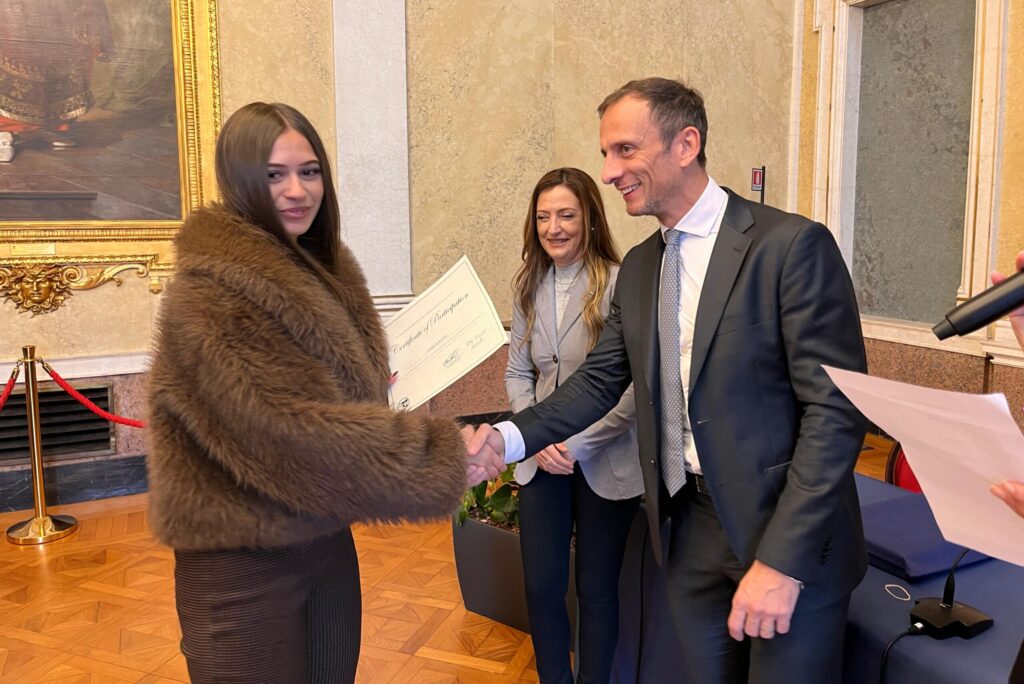 La consegna degli attestati di merito agli studenti dell'Istituto Mattei di Latisana