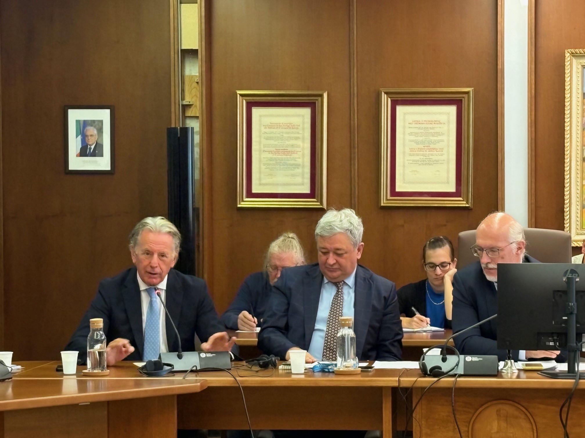 L’assessore regionale alla Difesa dell’ambiente, energia e sviluppo sostenibile, Fabio Scoccimarro, in Consiglio comunale a San Dorligo della Valle