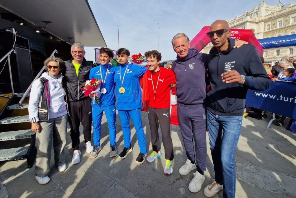 Una fase della premiazione