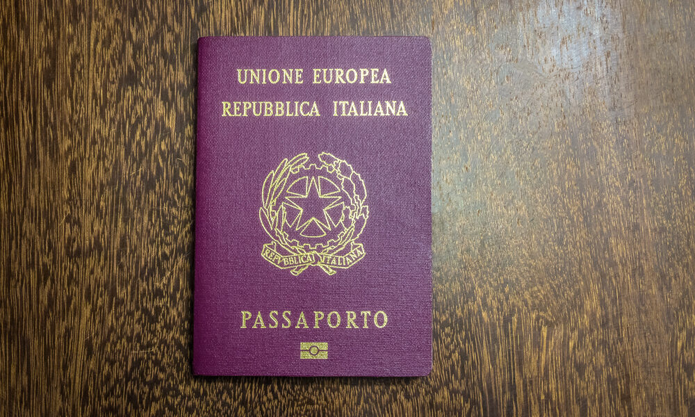 Passaporto italiano - False cittadinanze italiane Udine
