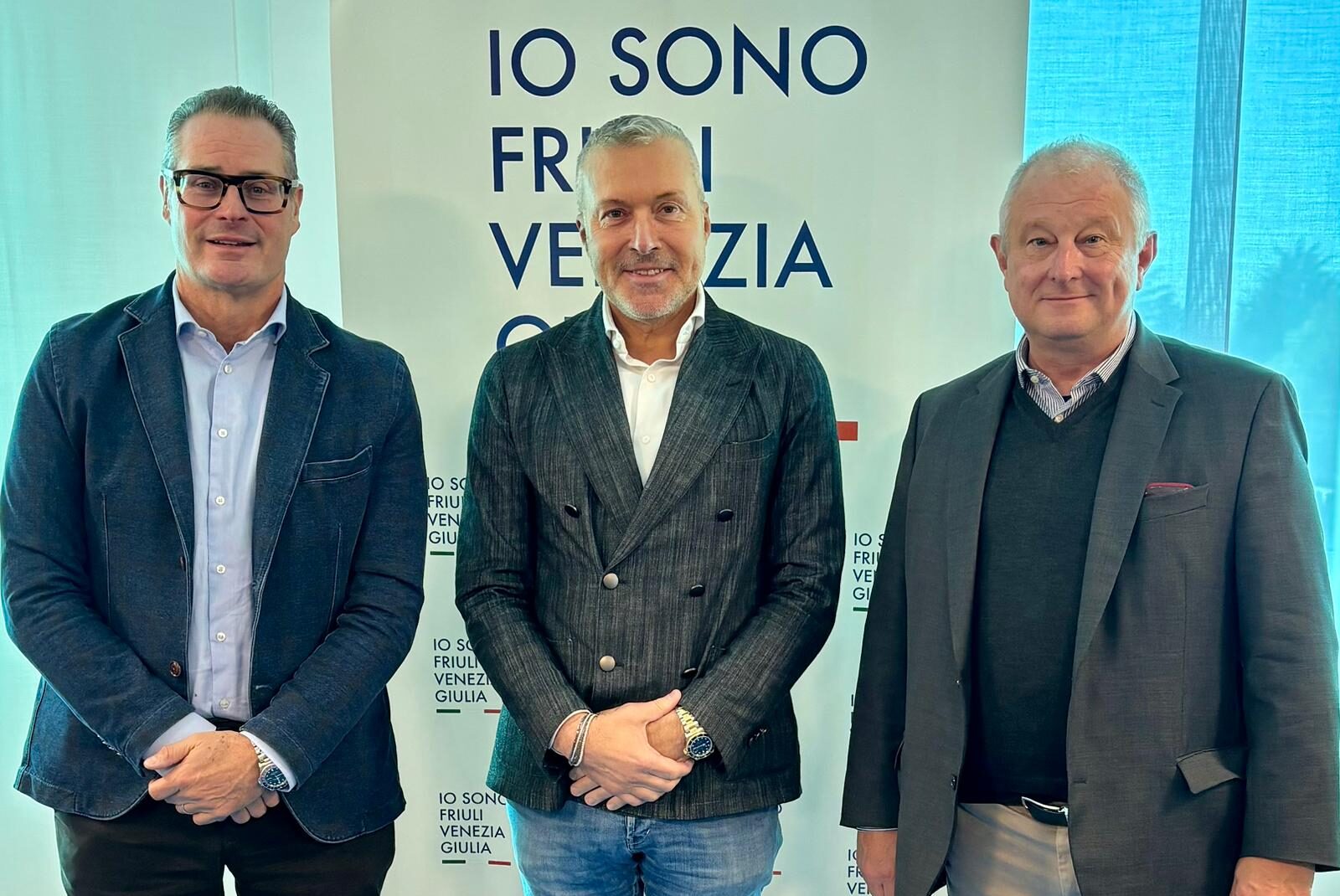 L'assessore Sergio Emidio Bini al centro, a destra il presidente della Fondazione San Daniele Maurizio Variola, a sinistra il segretario generale Mario Emilio Cichetti