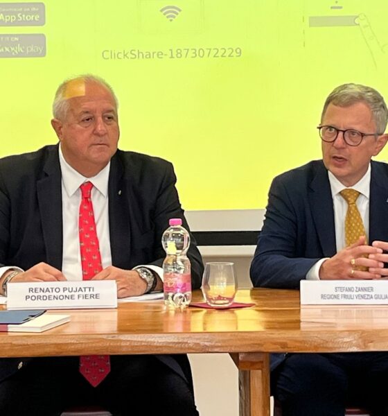 L'assessore regionale Stefano Zannier (a destra) con il presidente della Fiera di Pordenone Renato Pujatti (a sinistra)