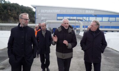 Un momento della visita all'impianto con i vertici aziendali di AcegasApsAmga