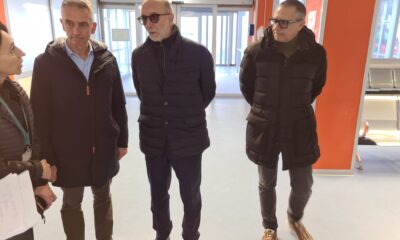 L'assessore regionale Riccardo Riccardi, al centro, in visita al Presidio ospedaliero di Sacile