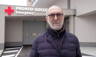 L'assessore regionale alla Salute Riccardo Riccardi davanti al nuovo Pronto soccorso dell'Ospedale di Pordenone