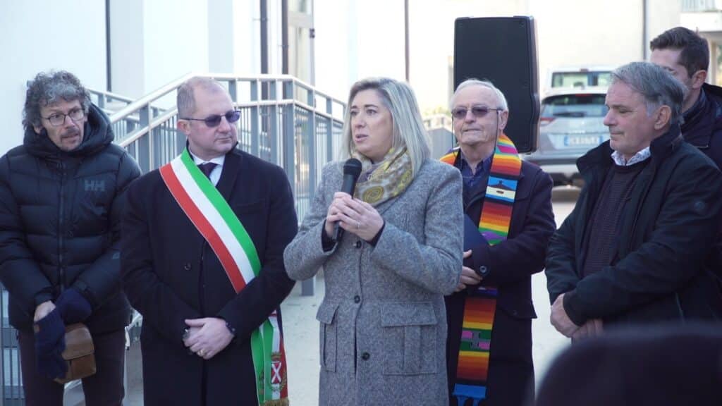 L'intervento dell'assessore regionale Cristina Amirante durante la cerimonia di inaugurazione a Villanova di San Daniele