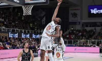 Spencer a rimbalzo contro Trento