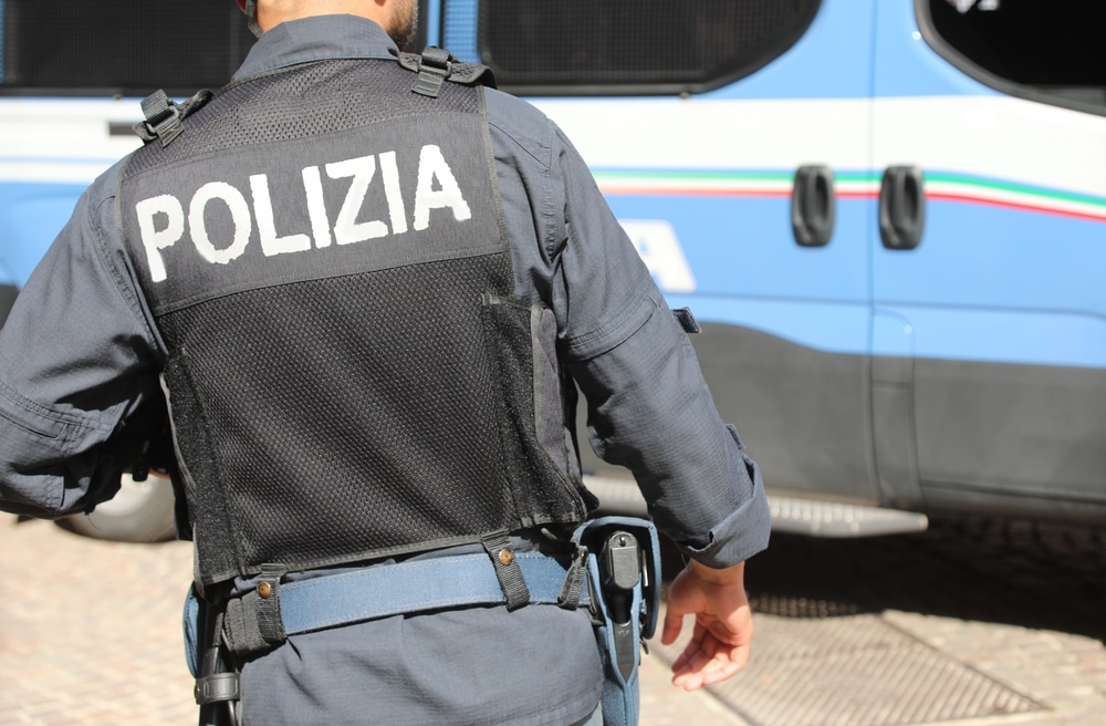 Agente di Polizia - Rafforzati gli organici della Polizia in Friuli-Venezia Giulia: 124 nuovi agenti e ispettori, con priorità alla Polizia di frontiera tra Trieste, Gorizia e Udine