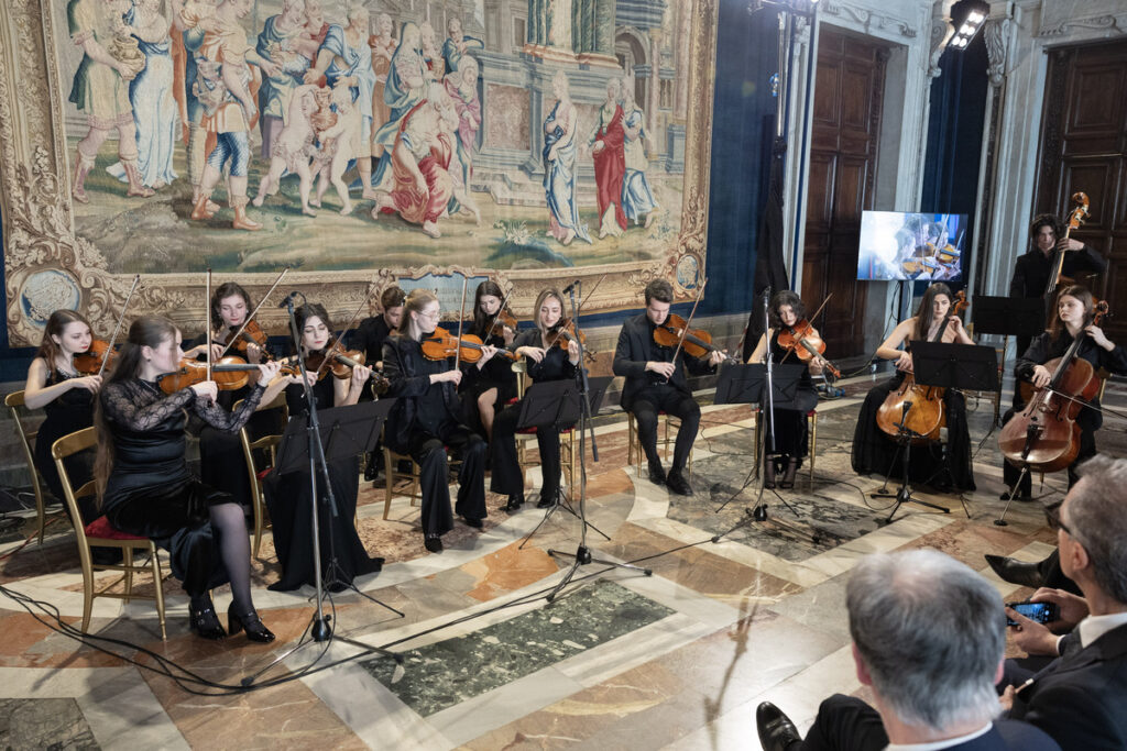 L'Orchestra d'archi del Tartini di Trieste in un concerto al Quirinale