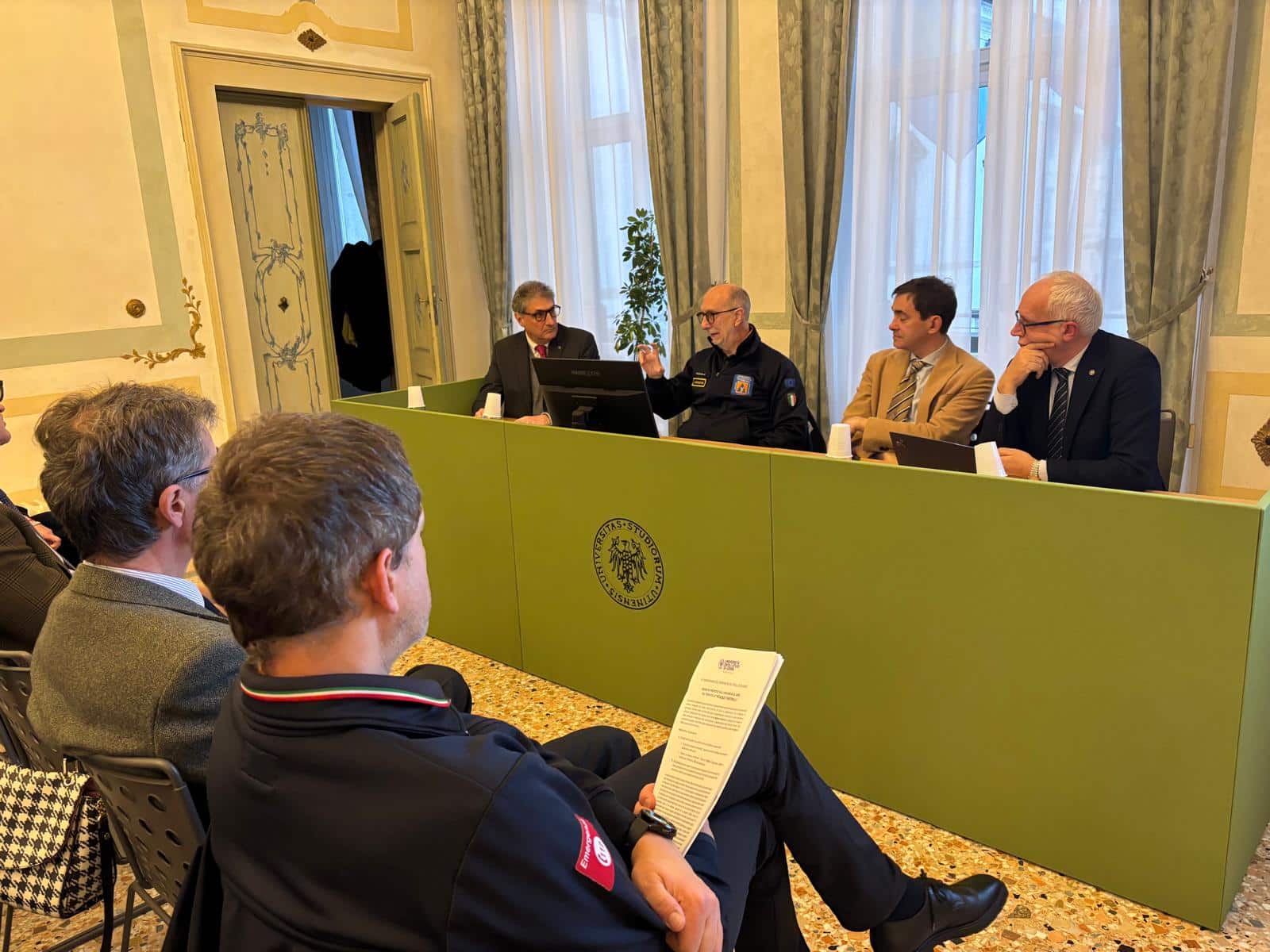 La riunione con Ordini e Collegi alla presenza dell'assessore Riccardi