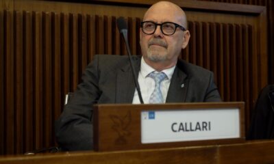 L'assessore Callari durante la seduta del Consiglio regionale